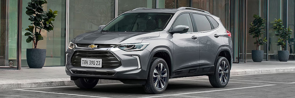 Tracker 2025 com design mais sofisticado e grade frontal elegante que fazem a diferença